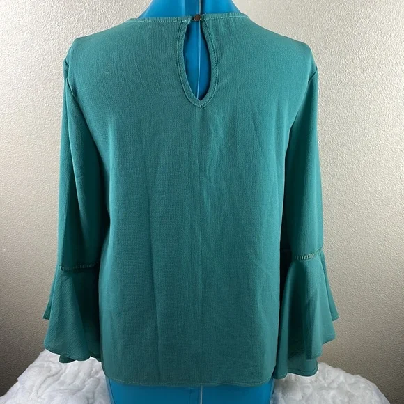 Vintage June & Hudson sage green eyelet 3/4 bell sleeve soft cremplin fabric - Picture 6 of 9